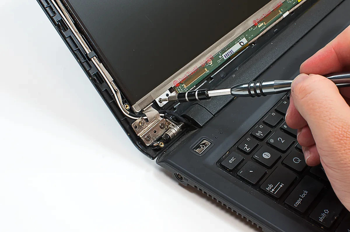 laptop screen replacement
